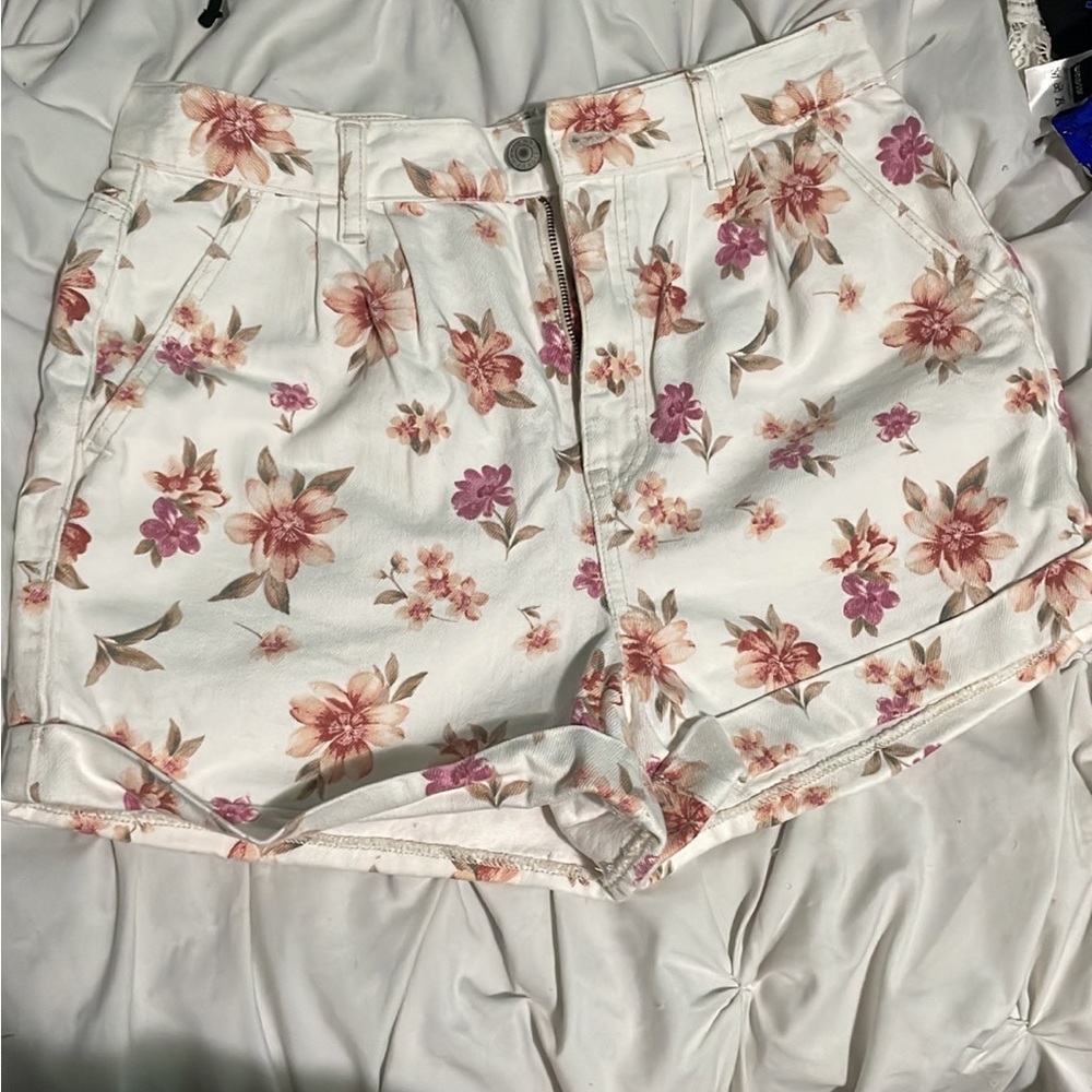 White and floral jean shorts
